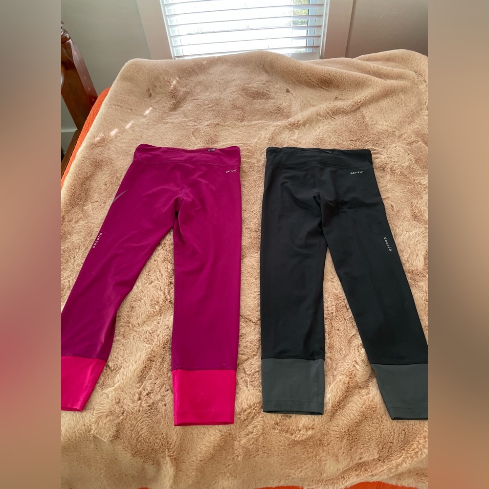 Two Nike 3/4 leggings